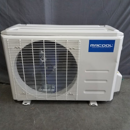 12k BTU 19 SEER MrCool Advantage Ductless Heat Pump Condenser with 16 ft Install Kit - 230v (S&D)